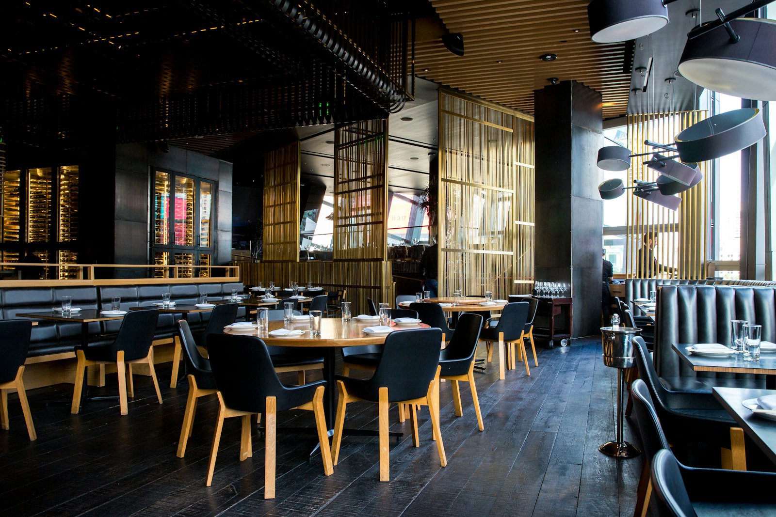 Stimmungsvoller Gastraum eines Restaurants in der Black Forest Power Region